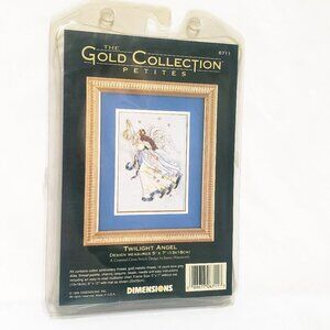 Dimensions Gold Collection Petites Twilight Angel 6711 Cross Stitch Kit 1996